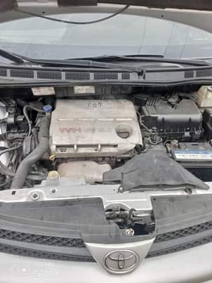 A picture of Toyota sienna