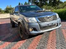 used toyota hilux