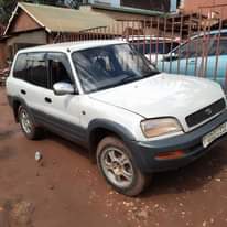 A picture of Toyota rav4
