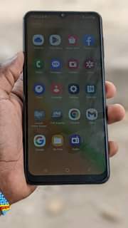 A picture of SAMSUNG A04S