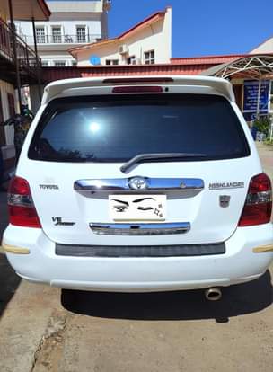 A picture of Toyota Highlander 2006