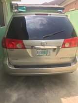 A picture of 2007 TOYOTA SIENNA 09030654090c