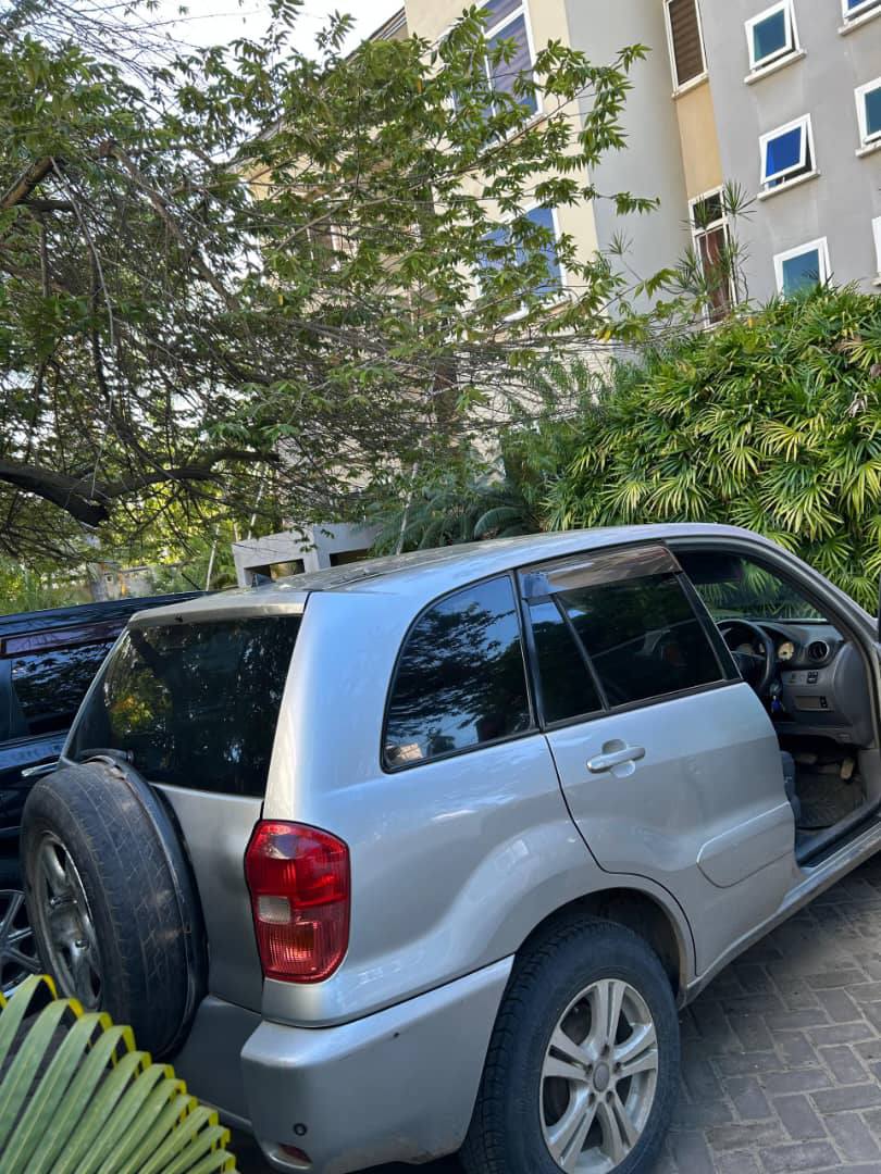 A picture of 2002 TOYOTA RAV4 FOR SALE