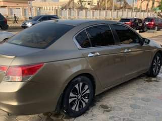 A picture of Distress sales Honda Accord 2010 model Belgium standard Going for