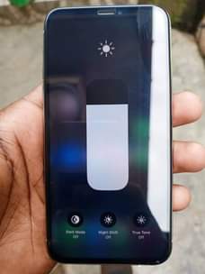 A picture of Iphone x
