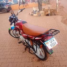 A picture of It s very very good condition motorcycle Ct Bajaj 2.6m