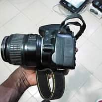 A picture of Nauza camera Nikon D3100