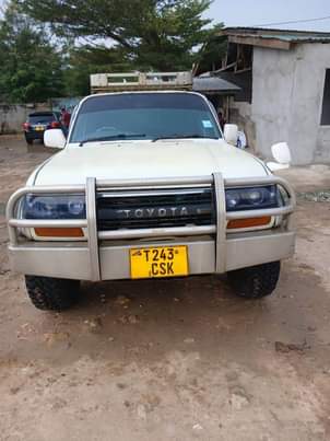 toyota land cruiser