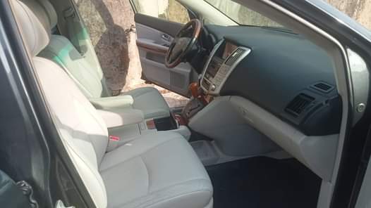 A picture of FORIEGN USED RX 330 FULL OPTION EXTREMELY CLEAN WITH CREAM