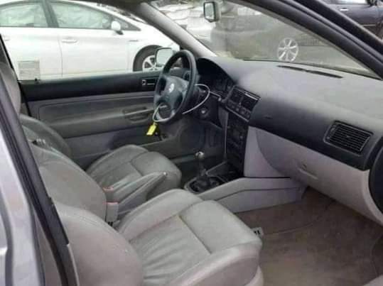 A picture of Volkswagen Golf 4 2003 07036919566