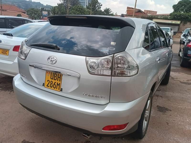 A picture of WE BUY AND SELL CARS 0756528174 0784083086