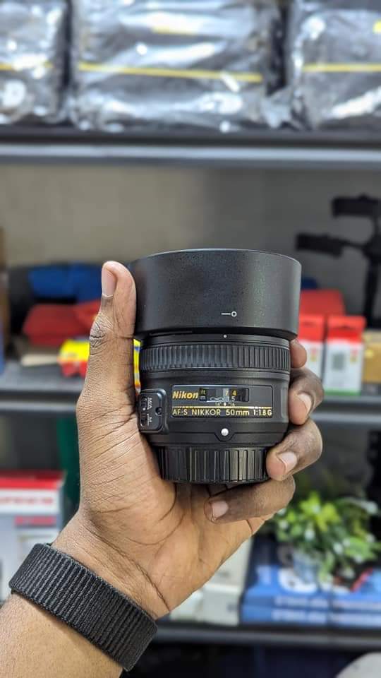 A picture of Nikon lens 50mm f1 8G Price 450 000 Nikon lens