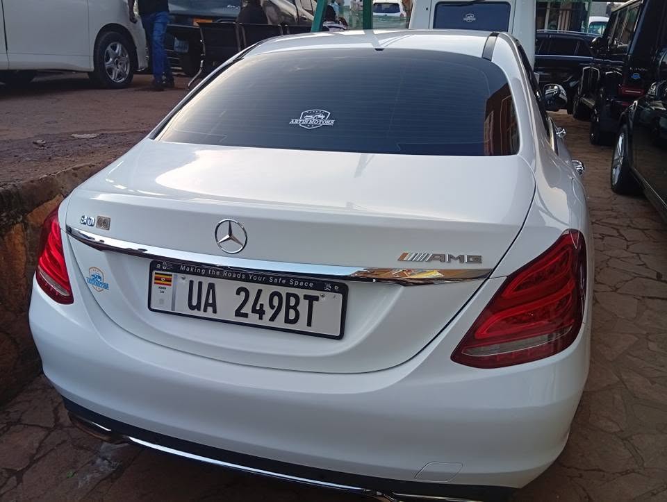 A picture of Mercedes Benz