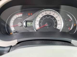 A picture of Toyota sienna 2011
