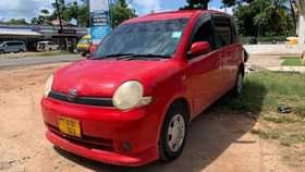 A picture of Toyota Sienta