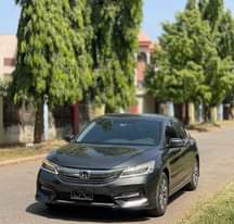A picture of 2017 HONDA ACCORD