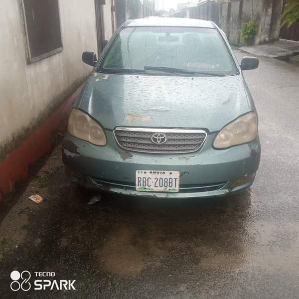 A picture of Toyota Corolla 2004 model 2 850mil Location is portharcourt Call