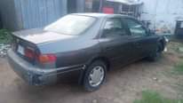 A picture of 2000 toyota Camry 970K abuja