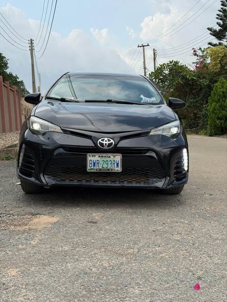 A picture of 2014 2016 TOYOTA CAMRY LE
