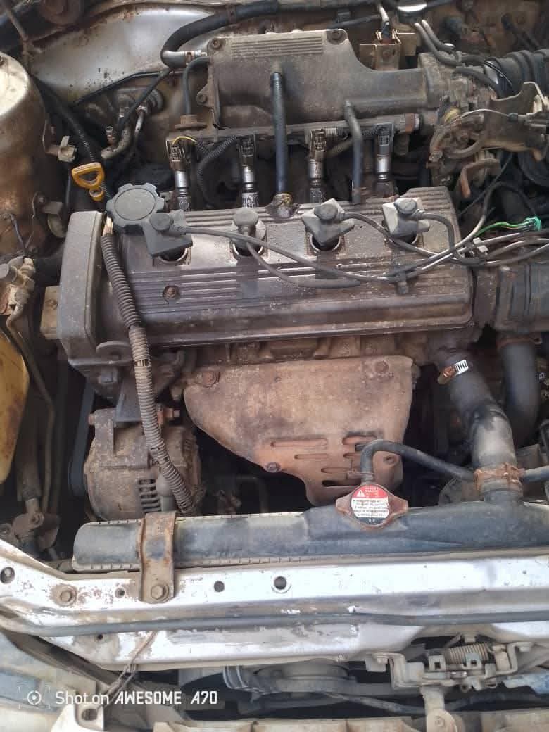 A picture of Toyota corolla old model