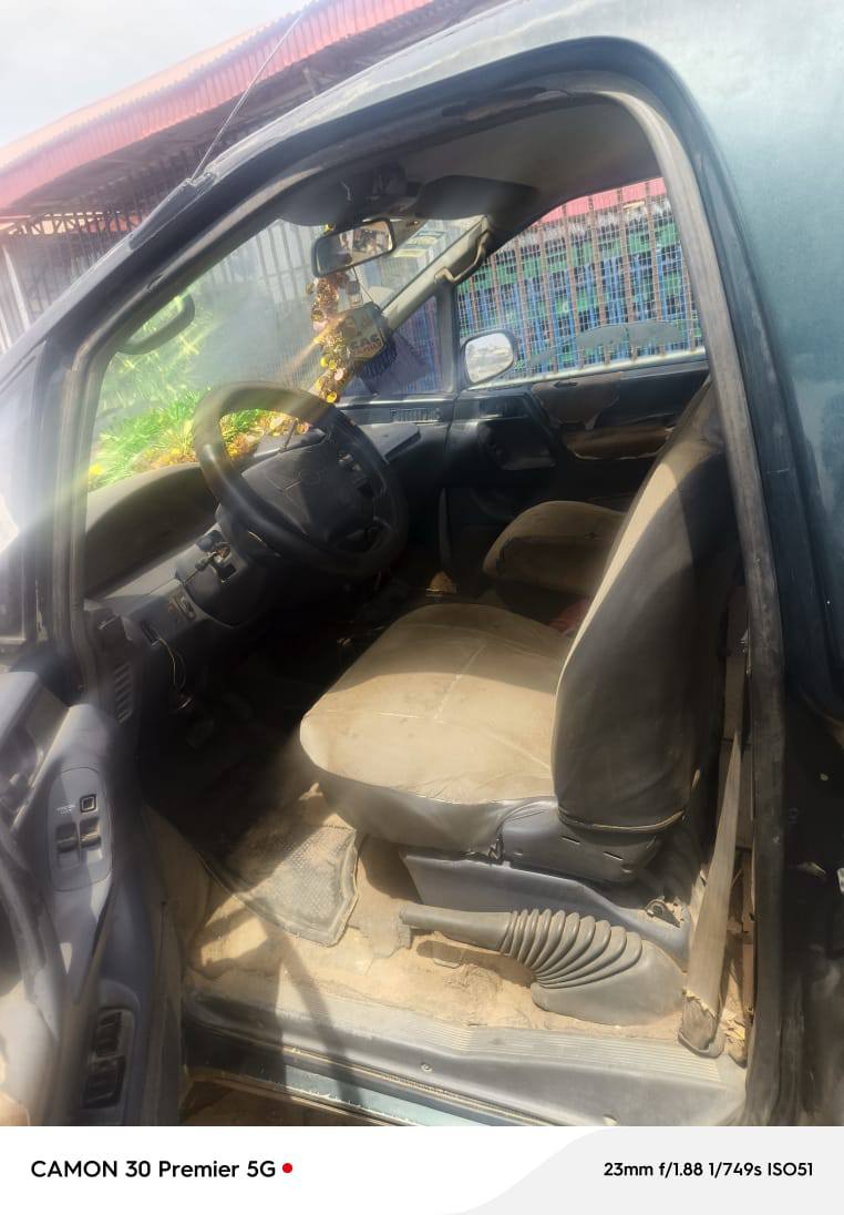 A picture of Toyota Previa for sale