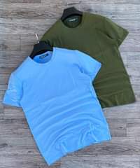 A picture of Plain tshrt