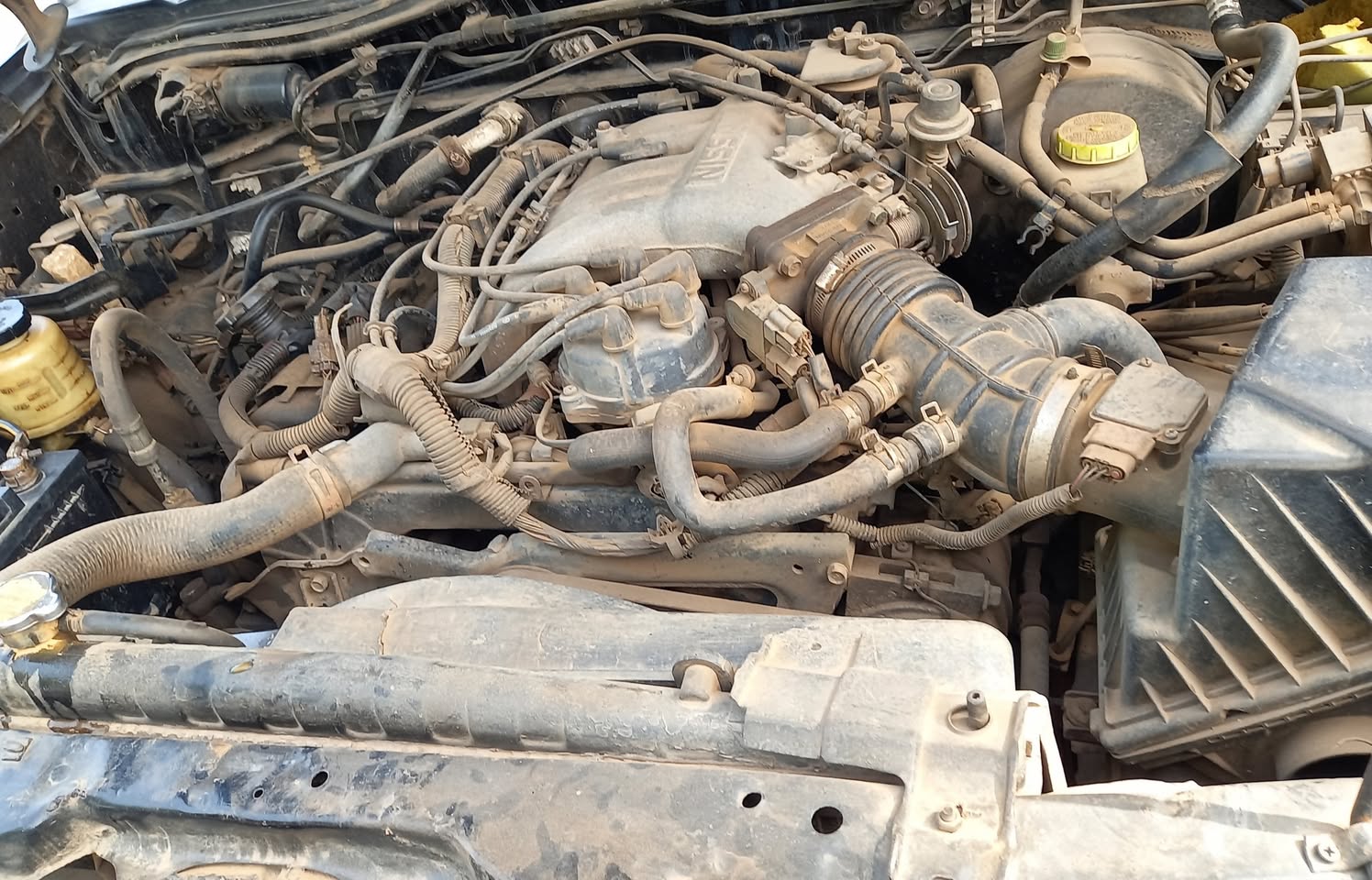 A picture of Clean Used 2004 Nissan Xttera Jeep With Auxiliary Drive 