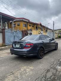 A picture of A 2009 Mercedes Benz fullest option