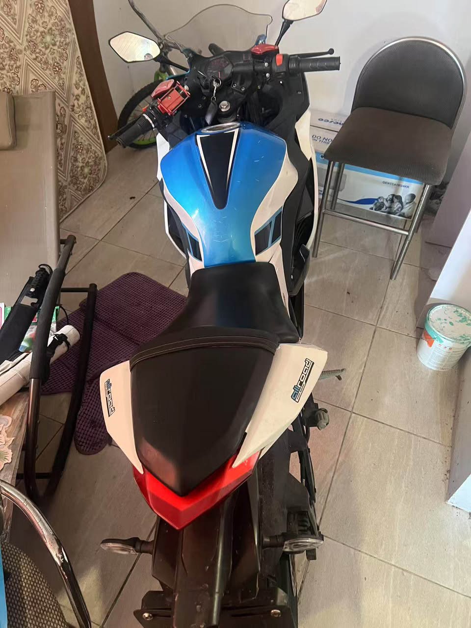 motorbikes