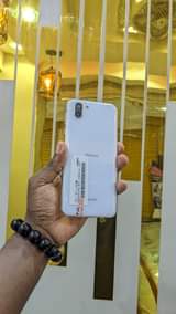 A picture of AQUOS R2 STORAGE 64GB BATTERY 3130