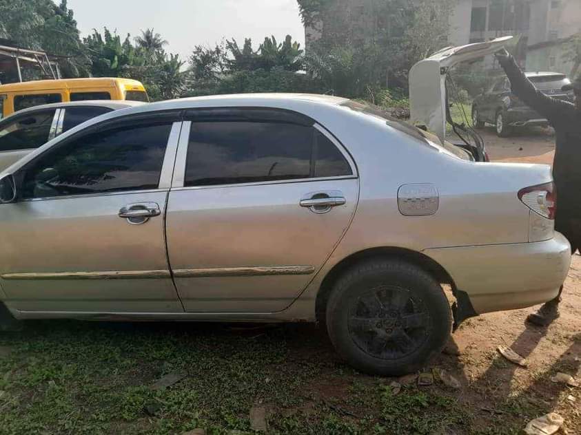A picture of Corolla 04 05