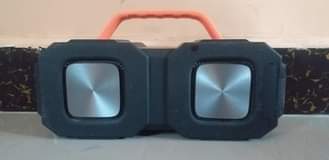 A picture of Ujanja kuwahi njoo uzoe bluetooth speaker used from UK KWA