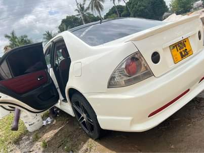 used toyota altezza