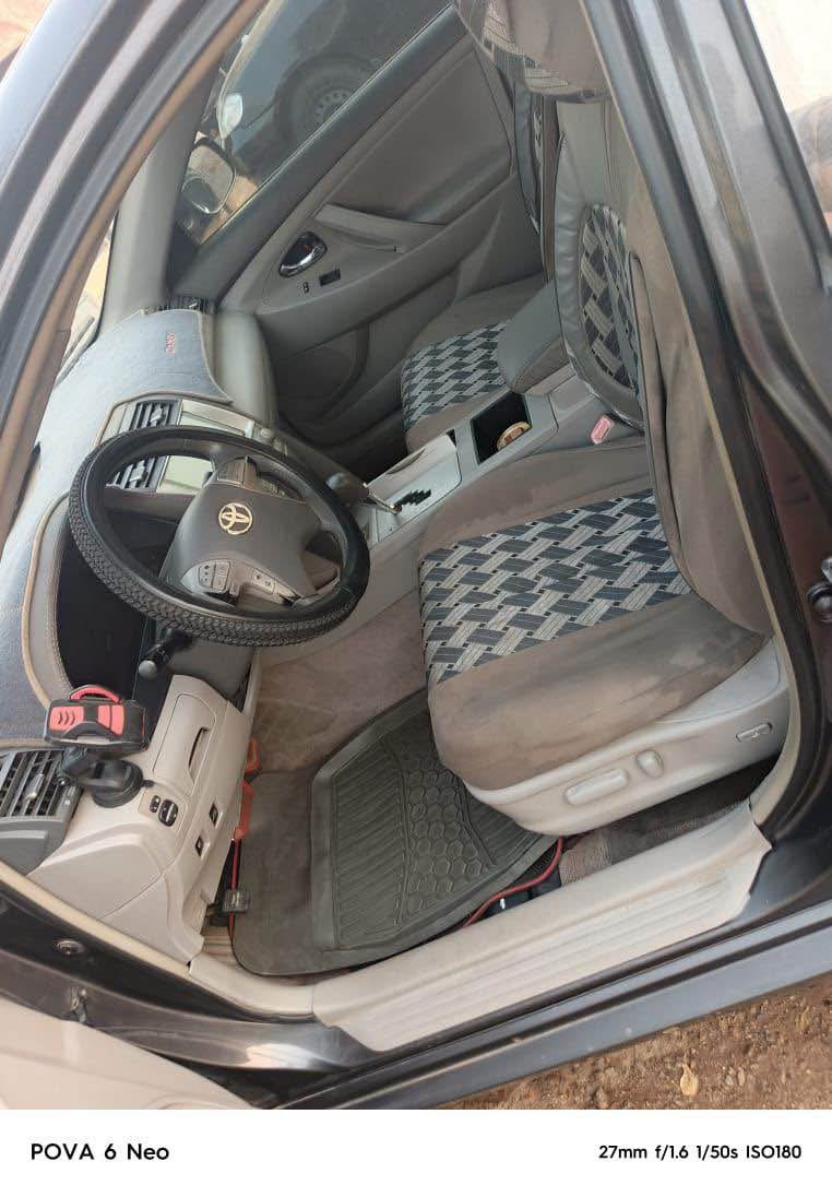 A picture of Super clean and neatly used 2007 2008 HYBRID Toyota Camry