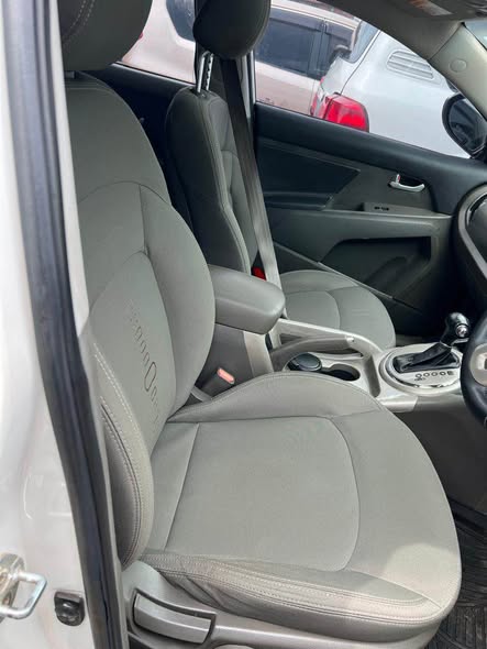 A picture of KIA SPORTAGE 2015