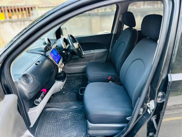 A picture of Toyota Passo Racy
