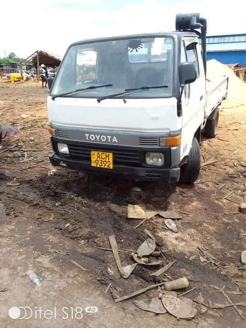 used toyota hiace