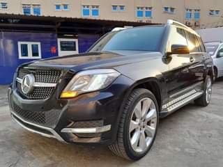 A picture of 2010 glk350