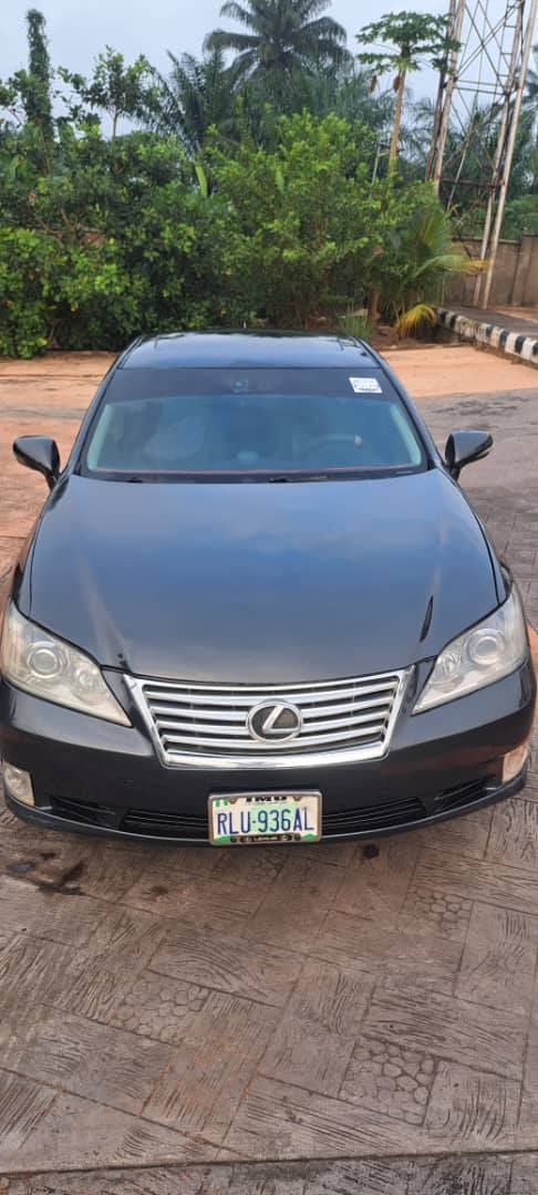 A picture of Clean Lexus ES350 on Pristine Condition 7m to owner