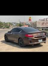 A picture of Honda Accord Coupe 2015