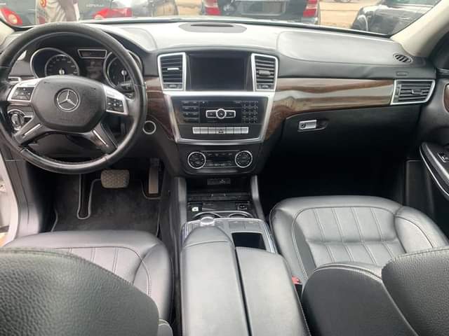 A picture of Mercedes benz Gl450 2014 models