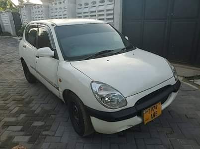 A picture of TOYOTA DUET