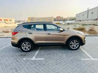 A picture of Hyundai Santa Fe 2014 gcc watsapp 0551513562