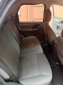 A picture of 2005 FORD ESCAPE