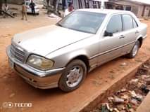 A picture of I m selling this Benz outomatic drive going for 850k