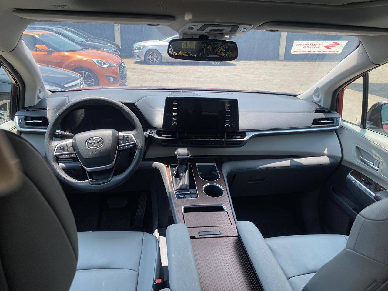 A picture of Foreign used Toyota sienna XLE hybrid 2022
