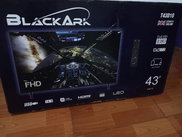 A picture of 43 inch led digital ful HD frameless 465k .Swaps allowed