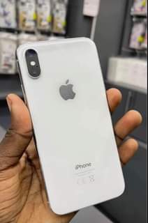 A picture of i phone x