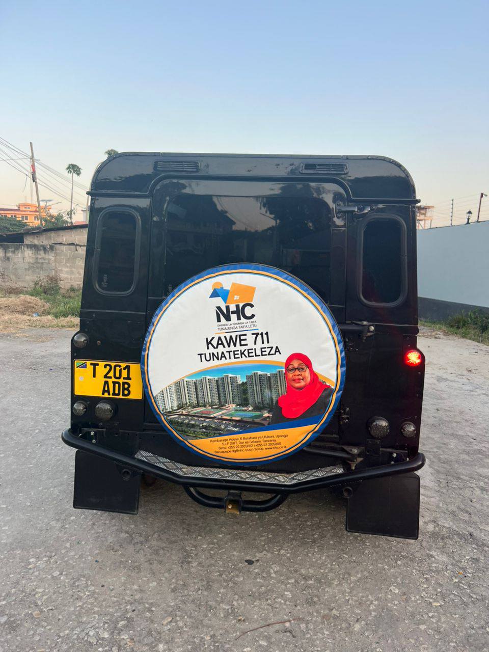 A picture of Land Rover Defender Bei mil 25 Ipo DSM Engine 200