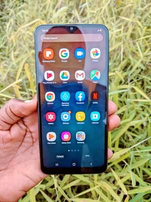A picture of Samsung Galaxy a20 gb32 ram3 hii apa wah